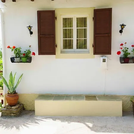 Eleonas-olive Grove Traditional * Sgourades